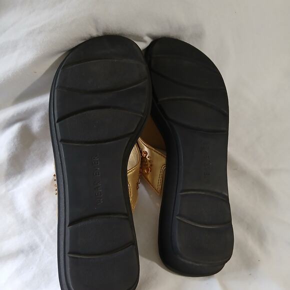 Wear Ever Bare Traps Bongo size 8M gold thong sandals bead and sequin accents - Picture 8 of 16